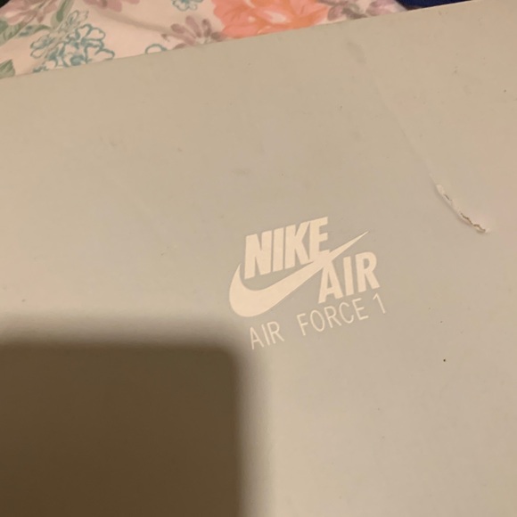 Nike Air Force 1 in Pink and White - Picture 7 of 7